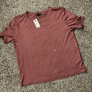 Burgundy crop t shirt